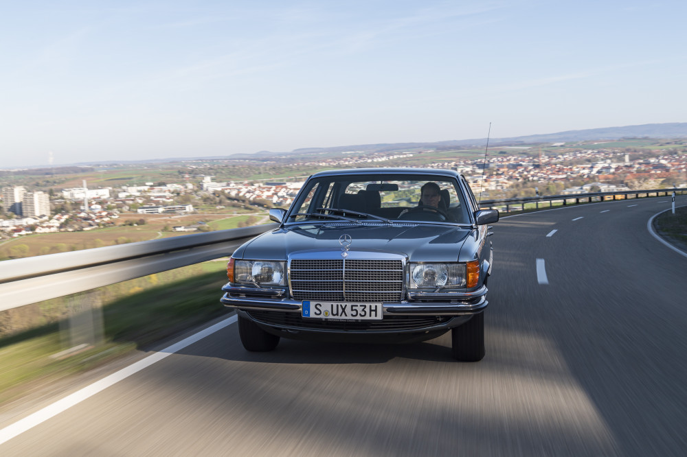 Mercedes-Benz 450 SEL 6.9